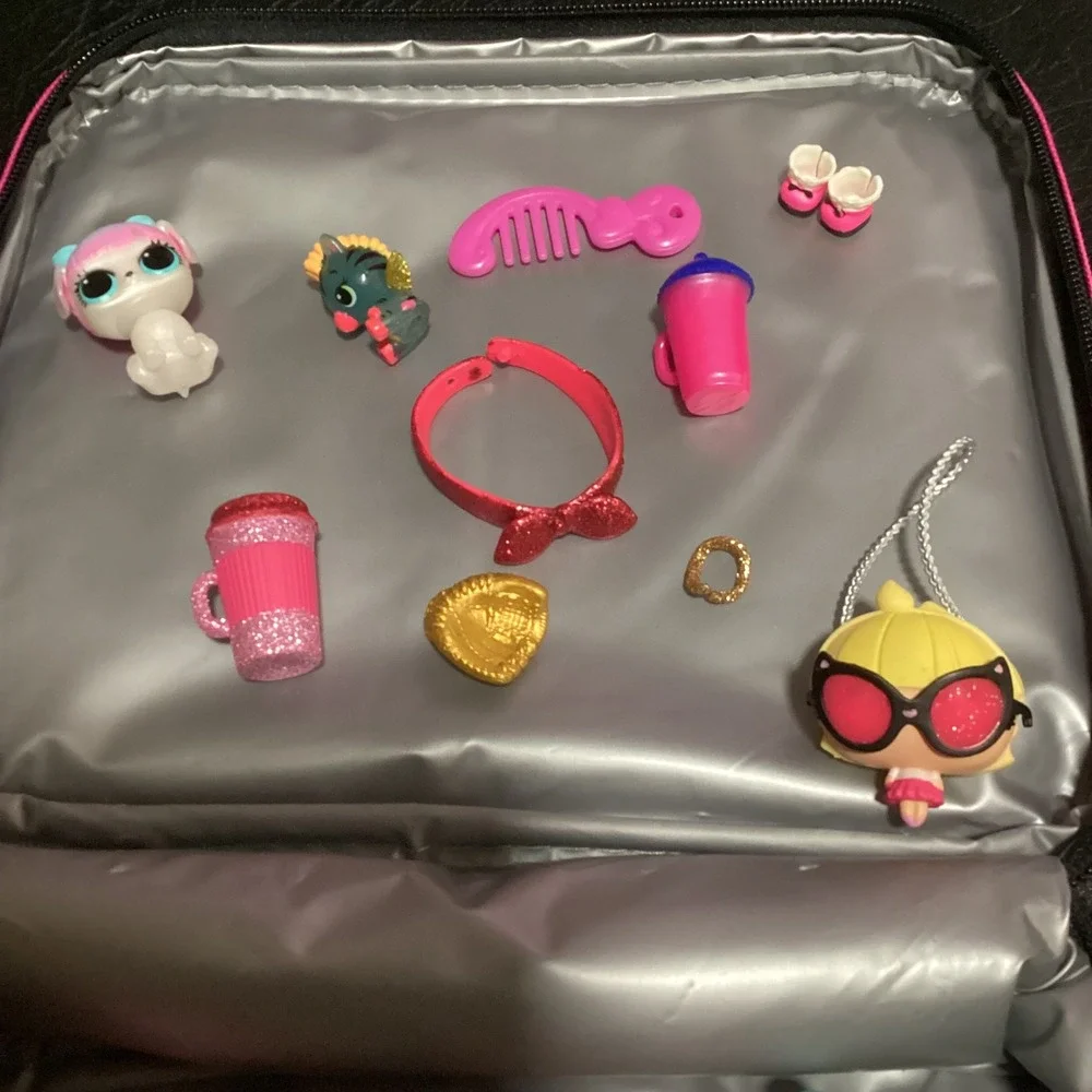 LOL Surprise Glitterati Lunch Box Kids Pink Insulated 5 dolls + accessories lot